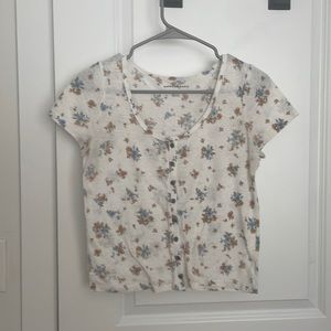 Women’s American Eagle button top